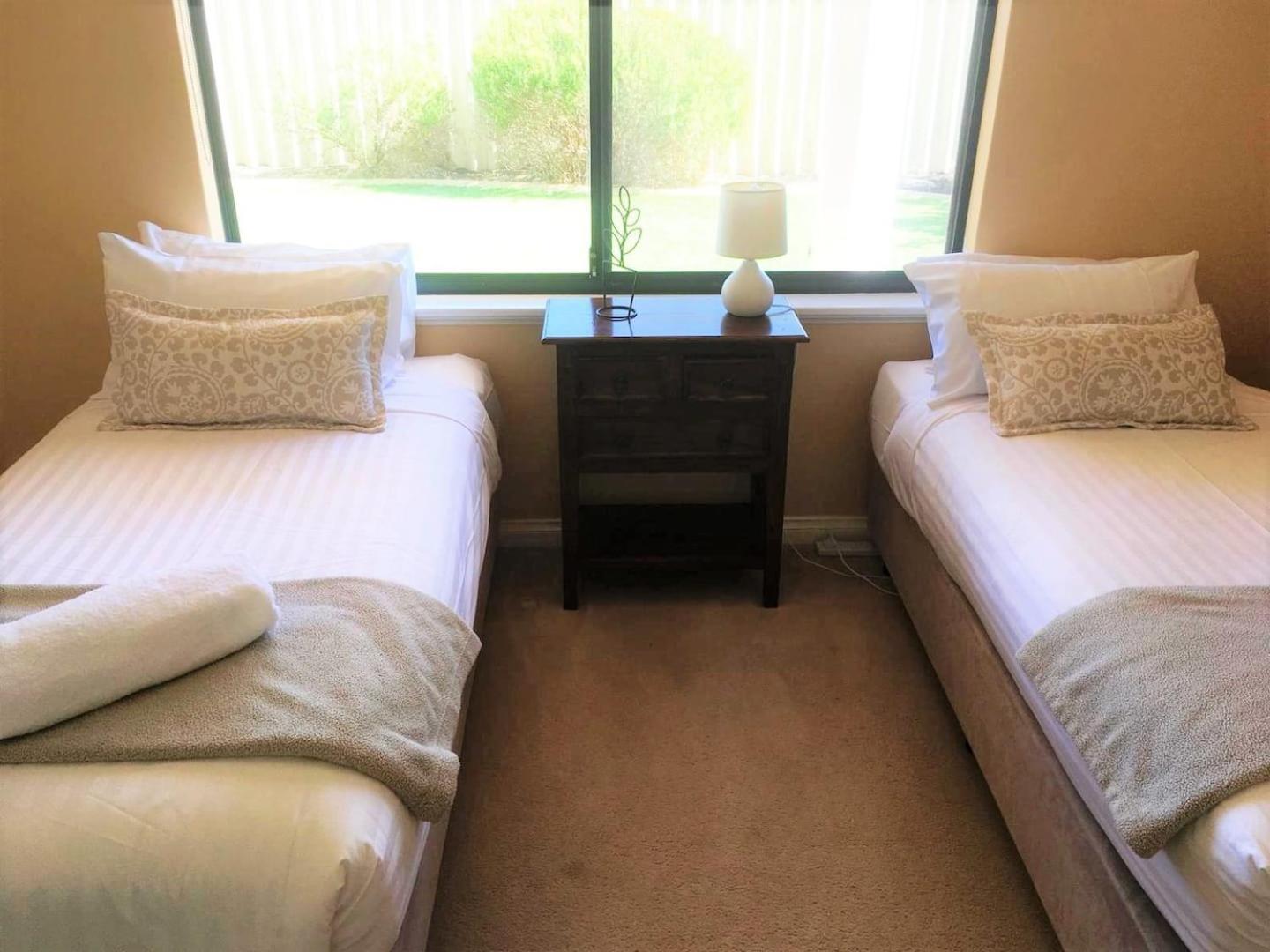 Villa Rancho Relaxo Fabulous Value Scarborough Beach Exterior foto