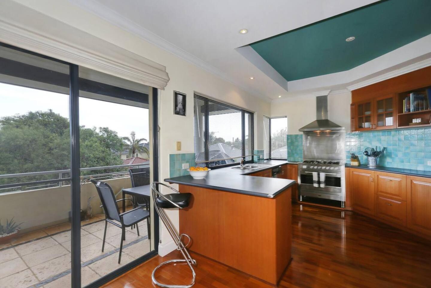 Villa Rancho Relaxo Fabulous Value Scarborough Beach Exterior foto